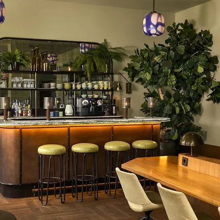 The July - Twenty Eight 4* Amesterdão