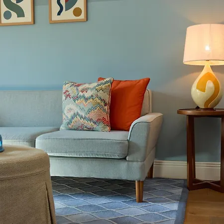 The July - Twenty Eight 4* Amesterdão