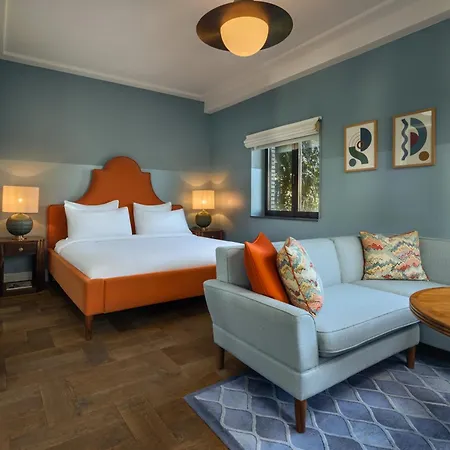 The July - Twenty Eight 4* Amesterdão