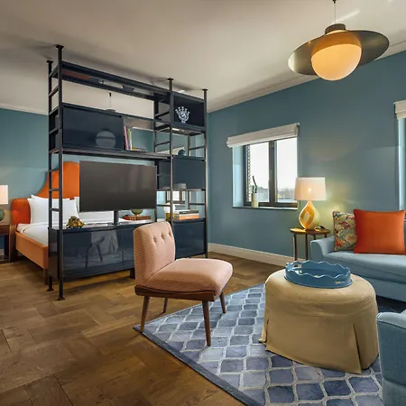 Hotel The July - Twenty Eight