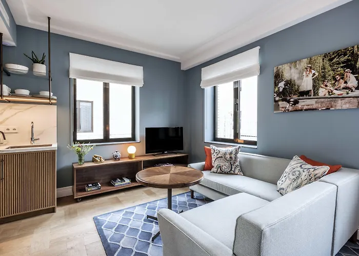 The July - Twenty Eight Амстердам